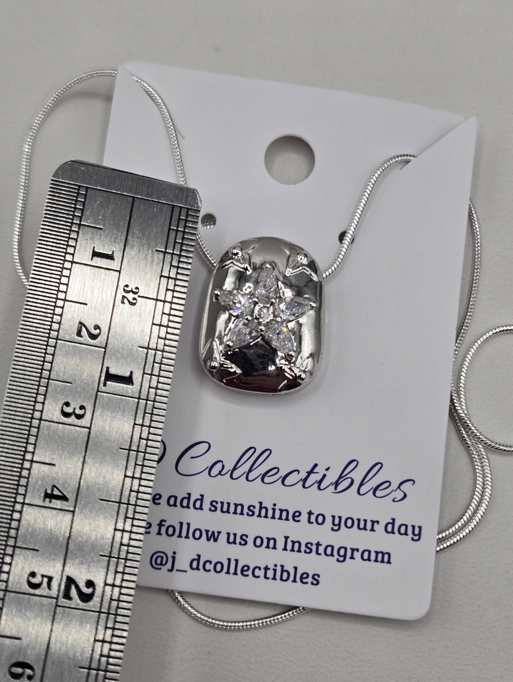 Swarovski Crystal Elements Silver Floral Star Necklace Clear 20 inch Prom Bridal - Picture 5 of 6